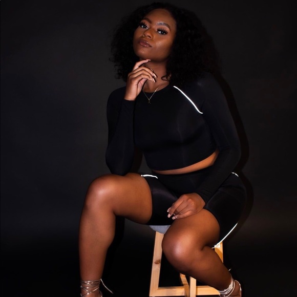 Black reflective long sleeve set - Picture 2 of 2